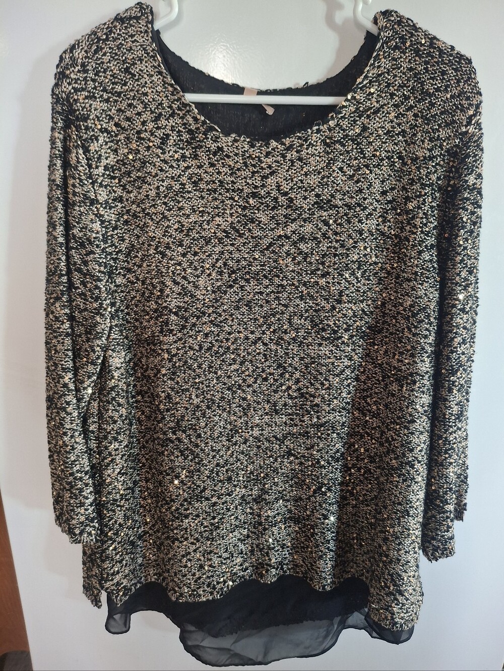 Gibson Latimer Black and Gold Metallic Knit Pullover with Chiffon Hemline